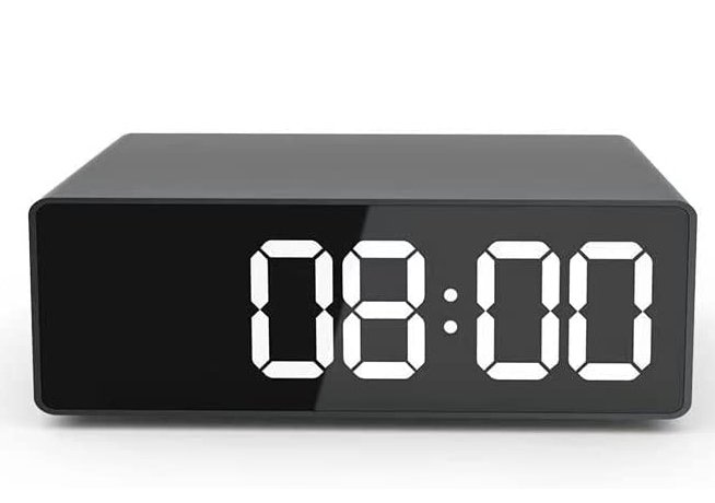 HD-Wi-Fi-Kamera in der Digitaluhr mit Nachtsicht und Bewegungserkennung