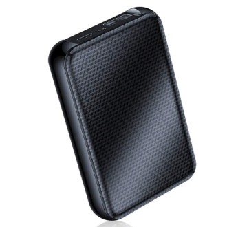 Mini Digitales Diktiergerät in der Powerbank Q75