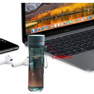 Wi-Fi-Kamera versteckt in einer Sportflasche